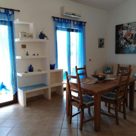 Villa Panoramica Immersa Nel Verde Порто-Пино Экстерьер фото